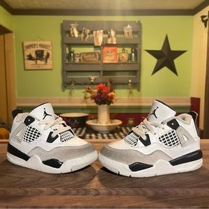 Nike Air Jordan 4 Retro toddler 7c Military Black